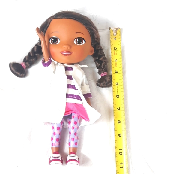 Doc Mcstuffins Doll Talking Singing Interactive - Picture 7 of 9
